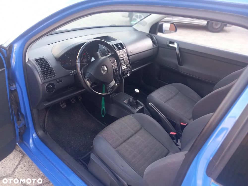 Volkswagen Polo 1.2 Tour Edition - 17
