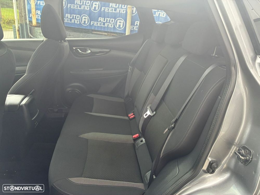 Nissan Qashqai 1.5 dCi N-Connecta DCT - 30
