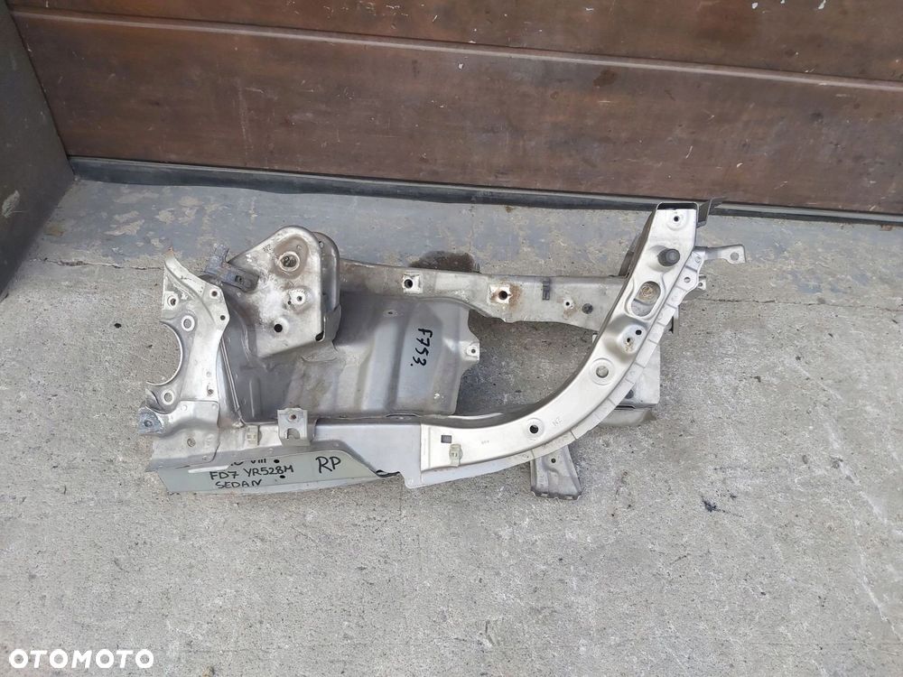 Honda Civic VIII 8 podłużnica prawy przód ćwiartka okular fartuch SEDAN - 3