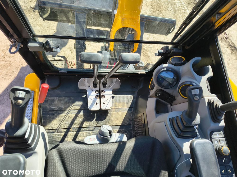 JCB 25Z-1 26C-1 2023R - 23
