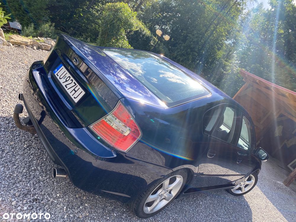 Subaru Legacy - 10