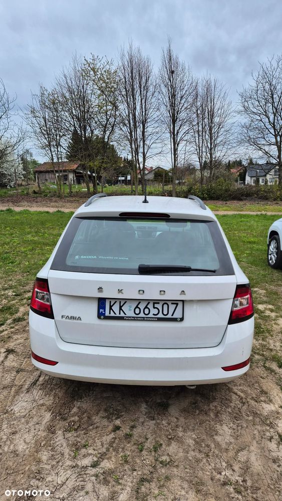 Skoda Fabia 1.0 TSI Ambition - 4
