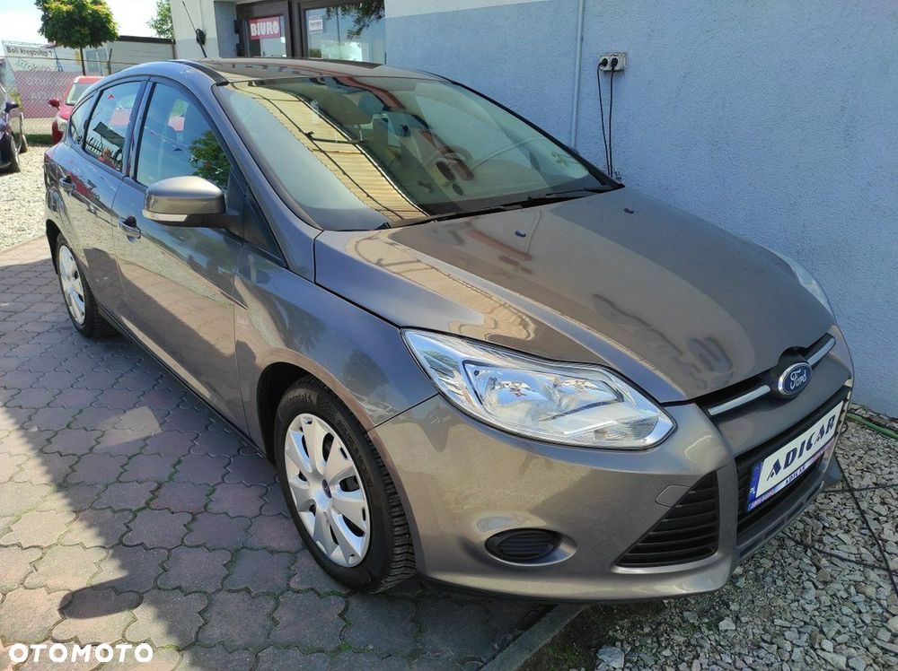 Ford Focus - 8