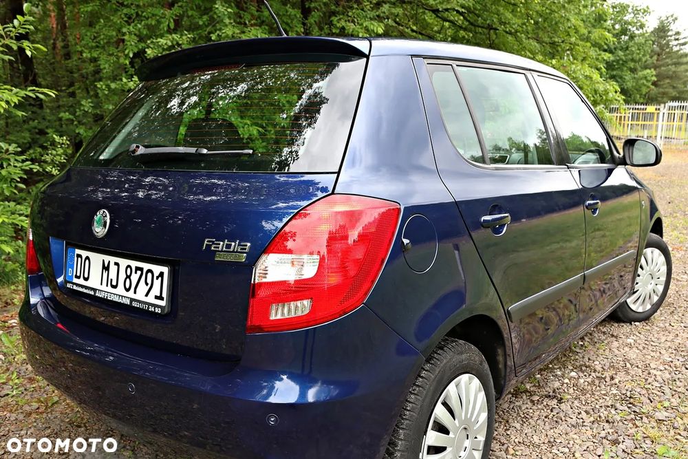 Skoda Fabia 1.2 HTP Ambiente - 23
