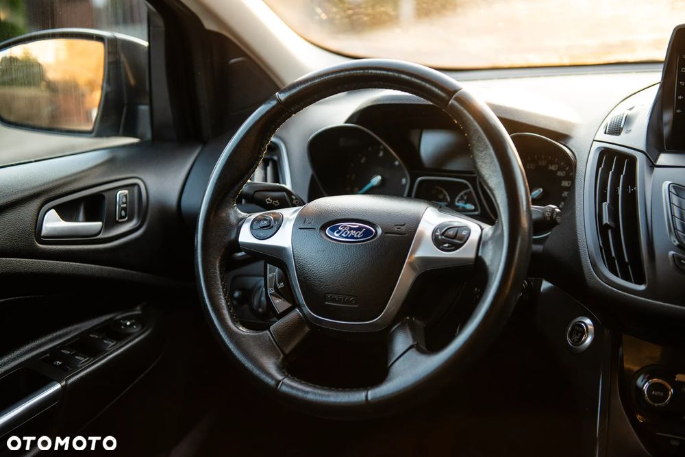 Ford Kuga 2.0 TDCi 4WD Titanium - 33