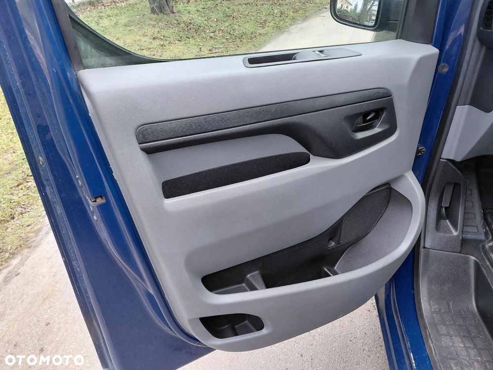 Citroën Jumpy Kombi M 2,8t - 12