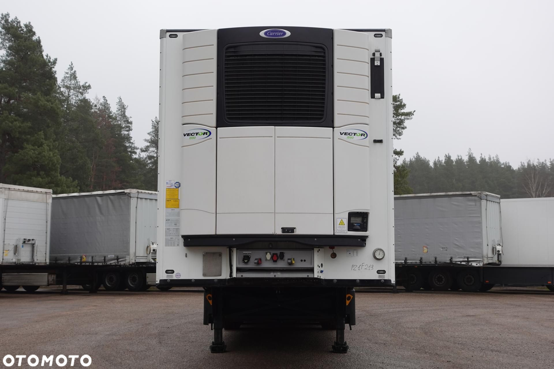 Schmitz Cargobull FP 60 Carrier Vector 1550 - 2