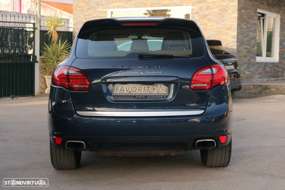 Porsche Cayenne S Hybrid - 6