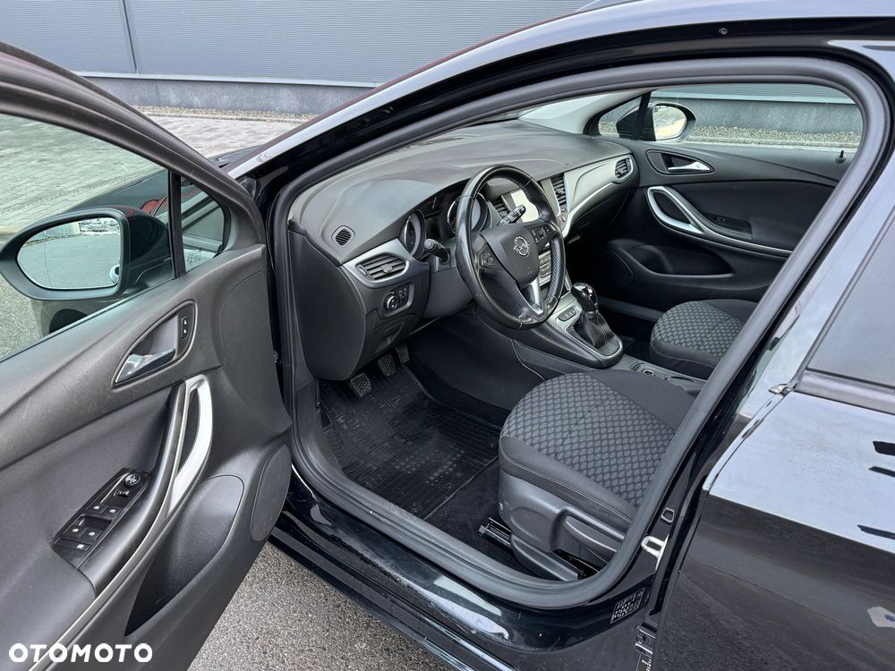 Opel Astra 1.6 CDTI Essentia - 5