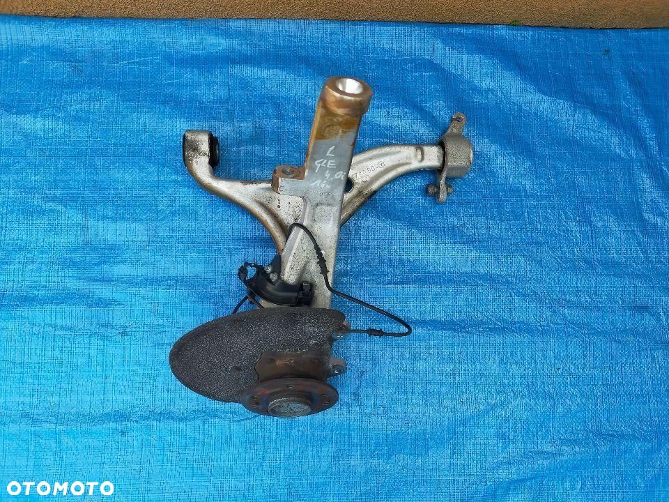 MERCEDES ML GLE 166 4.0 Benzyna LEWA ZWROTNICA WAHACZ PIASTA - 4