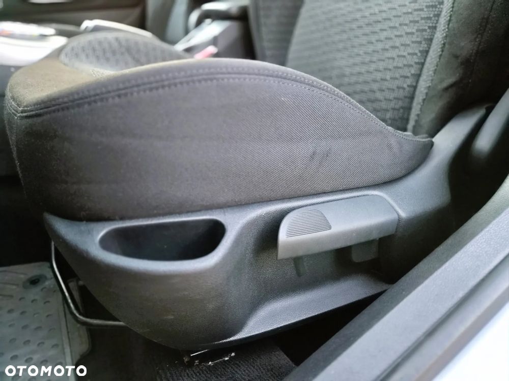 Peugeot 308 - 16