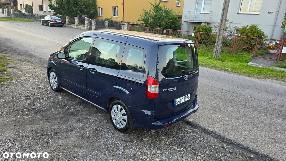 Ford Tourneo Courier 1.5 TDCi Trend - 6