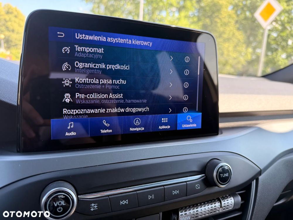 Ford Focus 1.0 EcoBoost ST-Line Style - 26