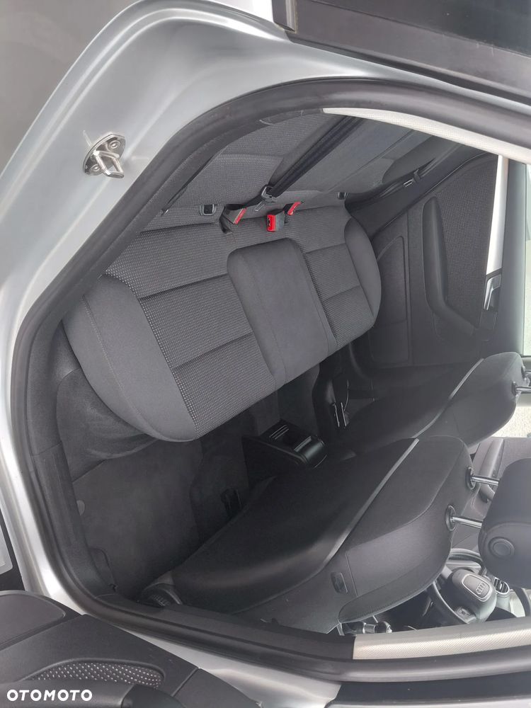 Audi A3 Sportback 2.0 FSI Attraction - 11