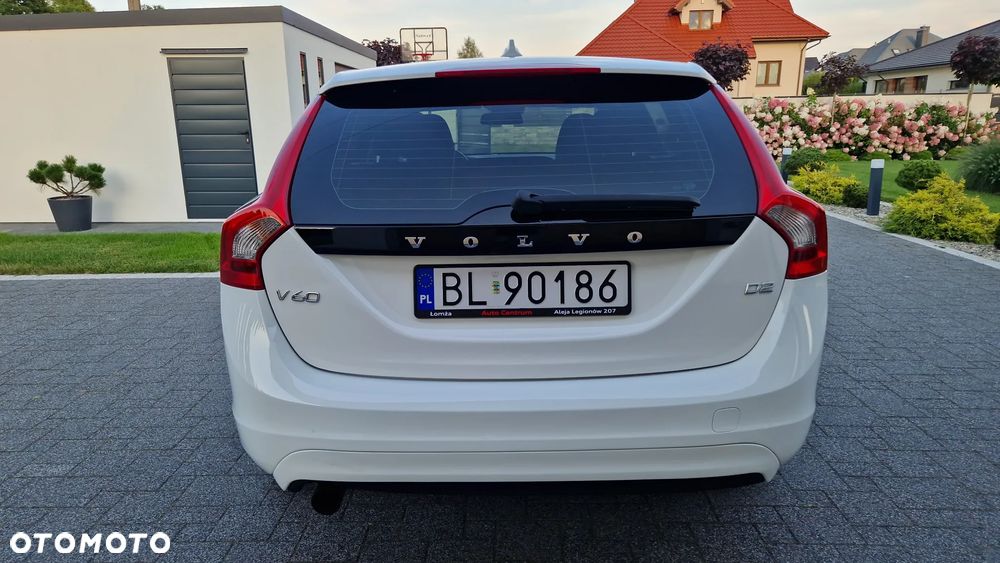 Volvo V60 D2 Momentum - 5