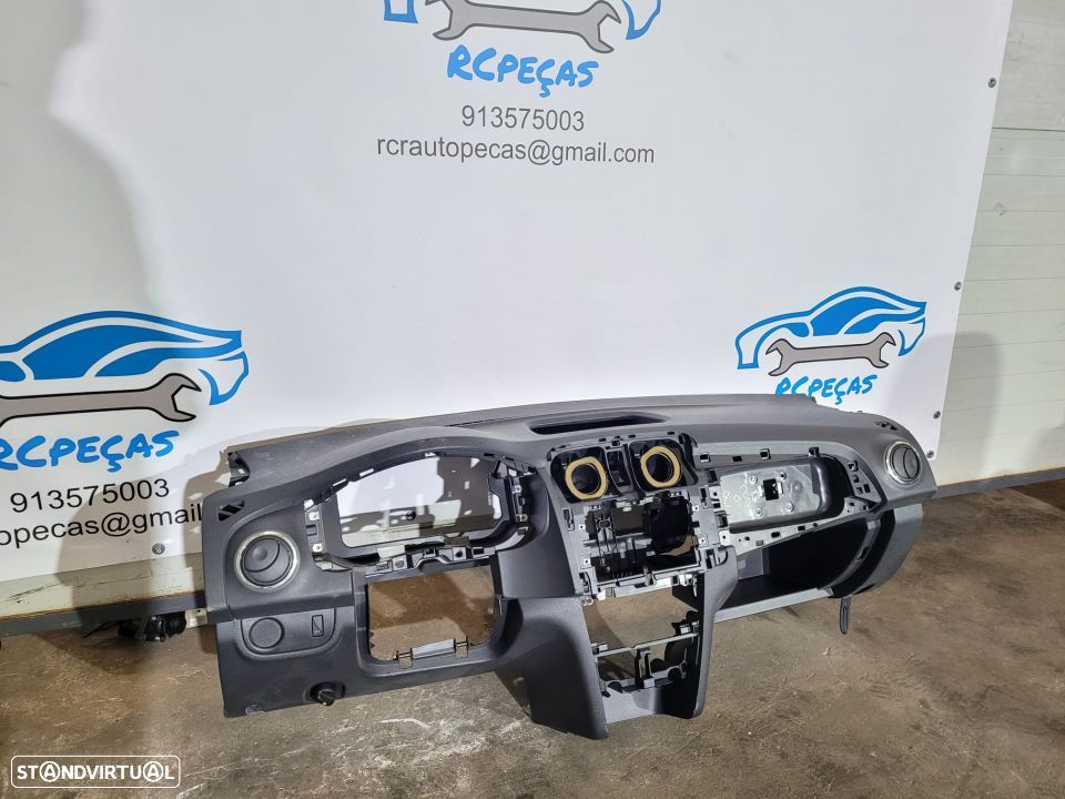 Tablier Dacia Sandero ll 2 - 3