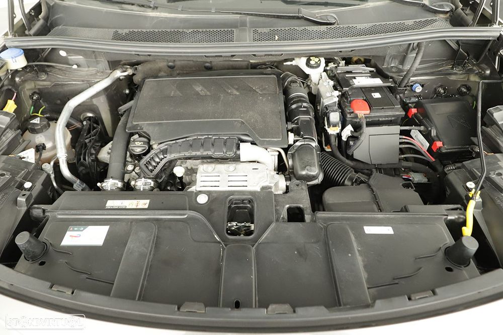 Peugeot 3008 1.2 PureTech Allure Pack - 26