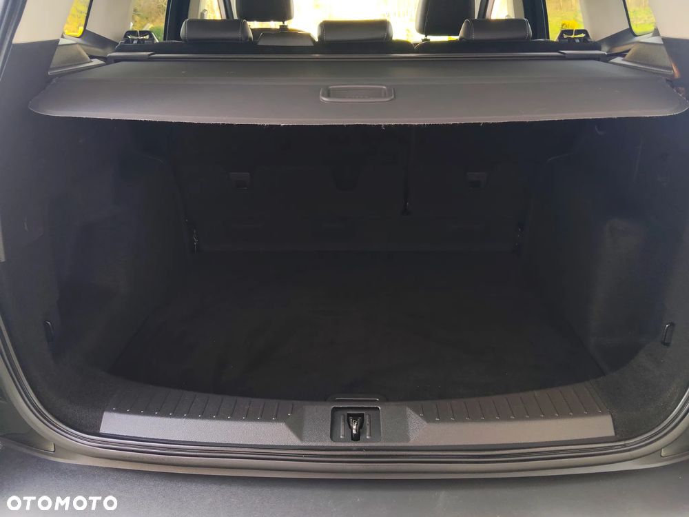 Ford Kuga 2.0 TDCi 4x4 Titanium - 28