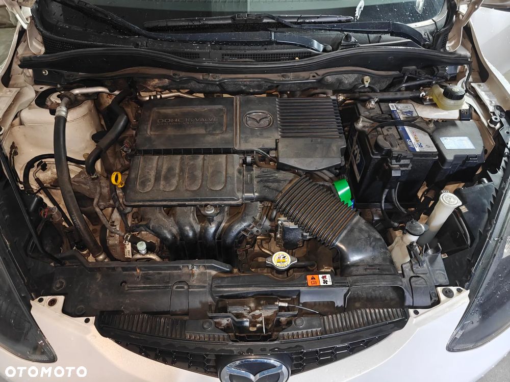 Mazda 2 1.3 Exclusive - 9