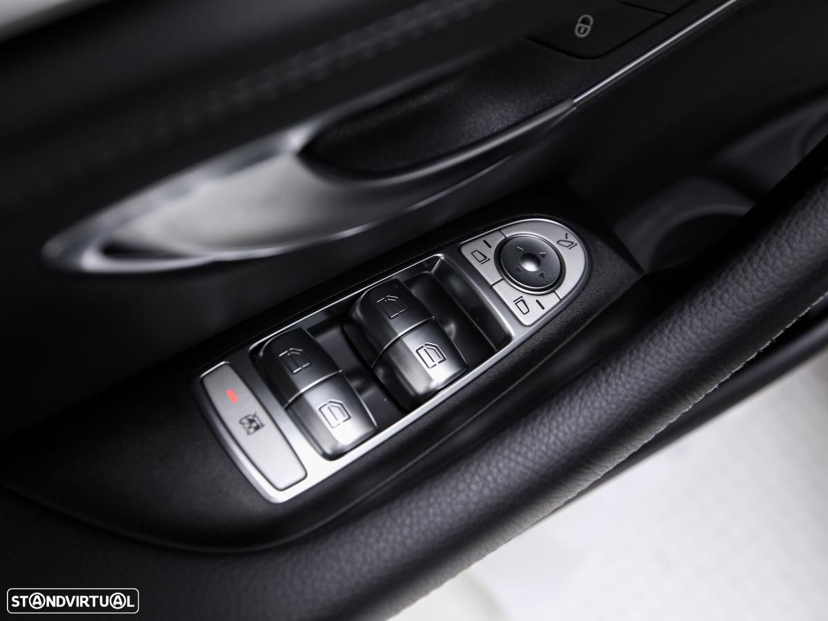 Mercedes-Benz E 300 de 9G-TRONIC AMG Line - 18
