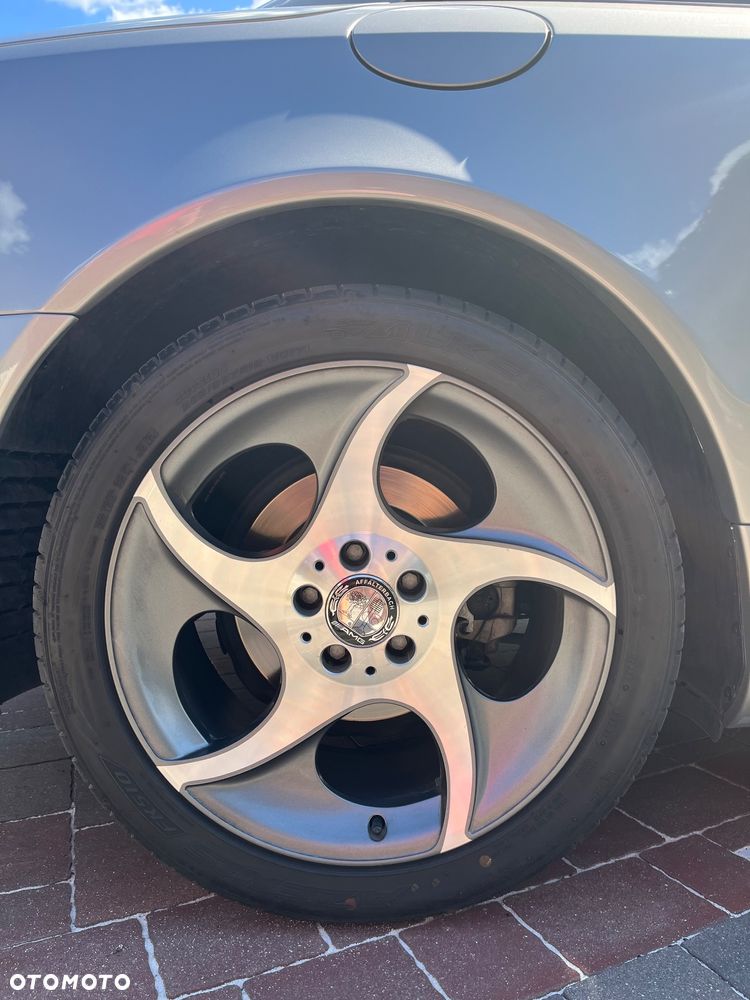 Mercedes-Benz SL - 15