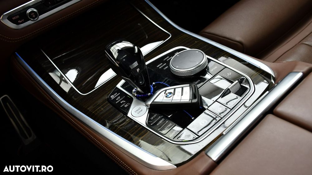 BMW X5 xDrive45e - 26