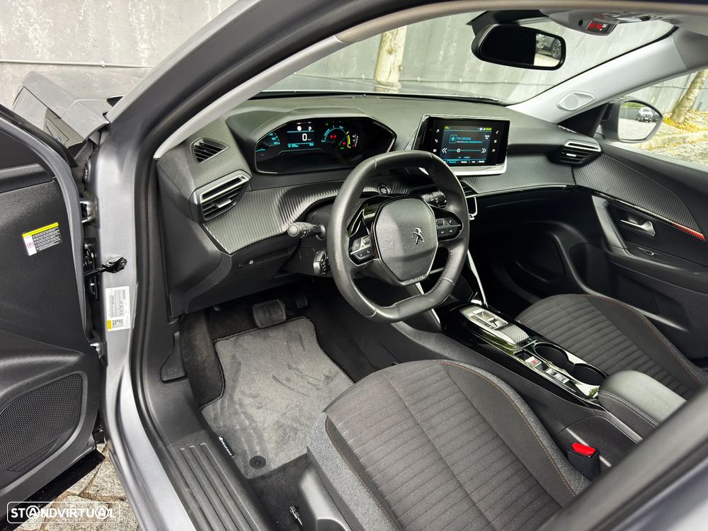 Peugeot e-2008 Active Pack - 4