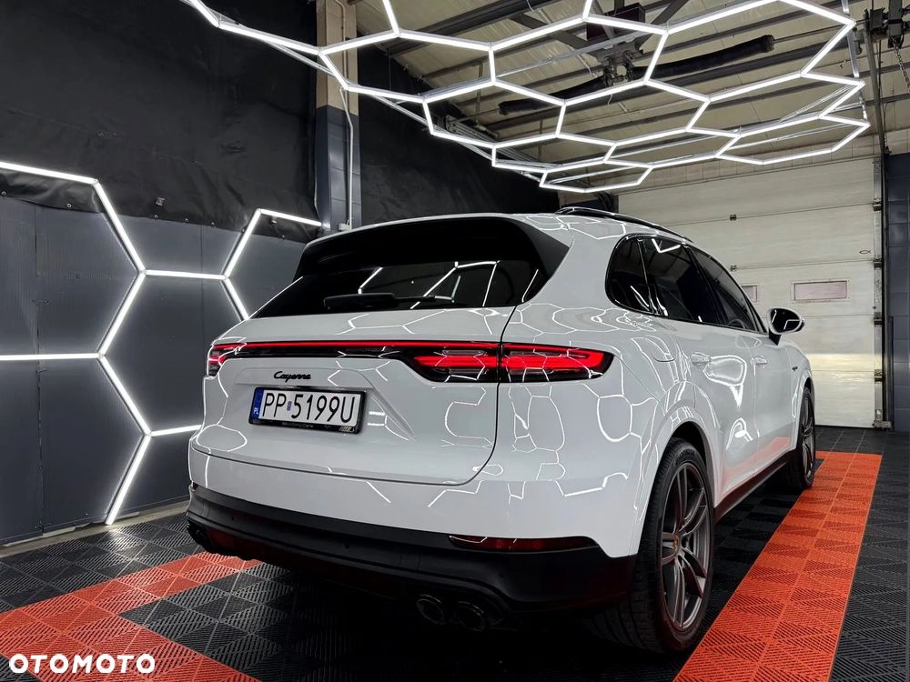 Porsche Cayenne E-Hybrid Platinum Edition - 5