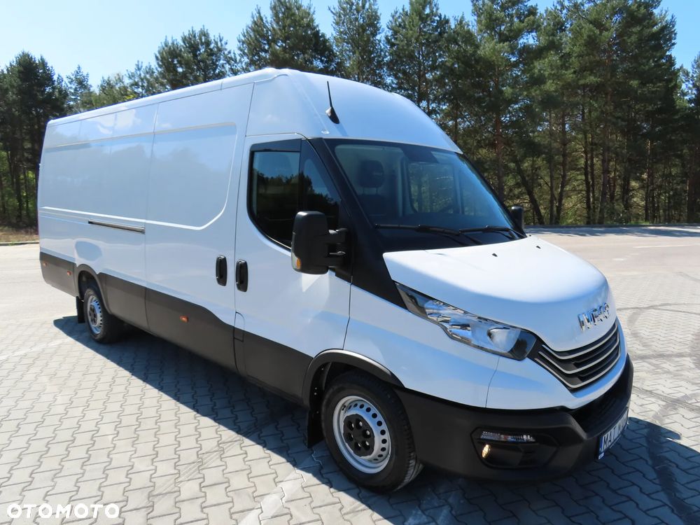 Iveco Daily 35S18 3.0 HPI 180 KM POWER Furgon Blaszak XXL 4.70 CM MAXI LONG Wysokość H2 1900 mm WZMACNIANE ZAWIESZENIE 968 Kg Ładowność HAK 3500 Kg Rozstaw Osi 4100 mm DMC 3500 Kg, WZMACNIANY Stan NOWY NIE UŻYWANY OKAZJA DOSTEPNY I GOTOWY - 8
