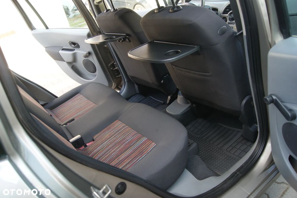 Renault Modus Grand 1.2 16V Alize - 11