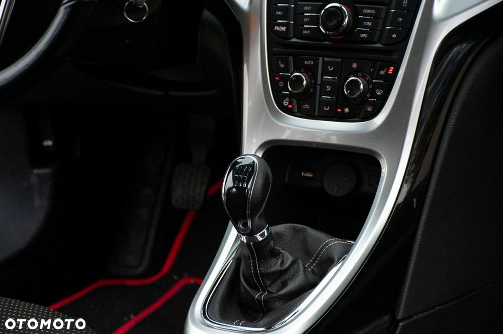 Opel Astra - 24