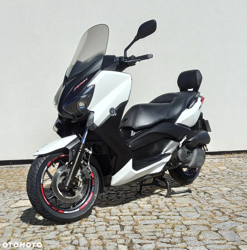 Yamaha X-max - 1