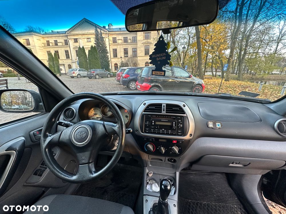 Toyota RAV4 2.0 VVT-i 4x4 - 8