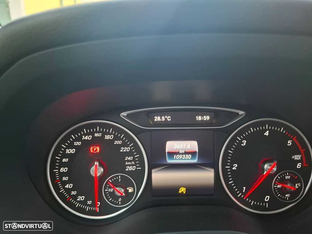 Mercedes-Benz B 180 d Urban - 4