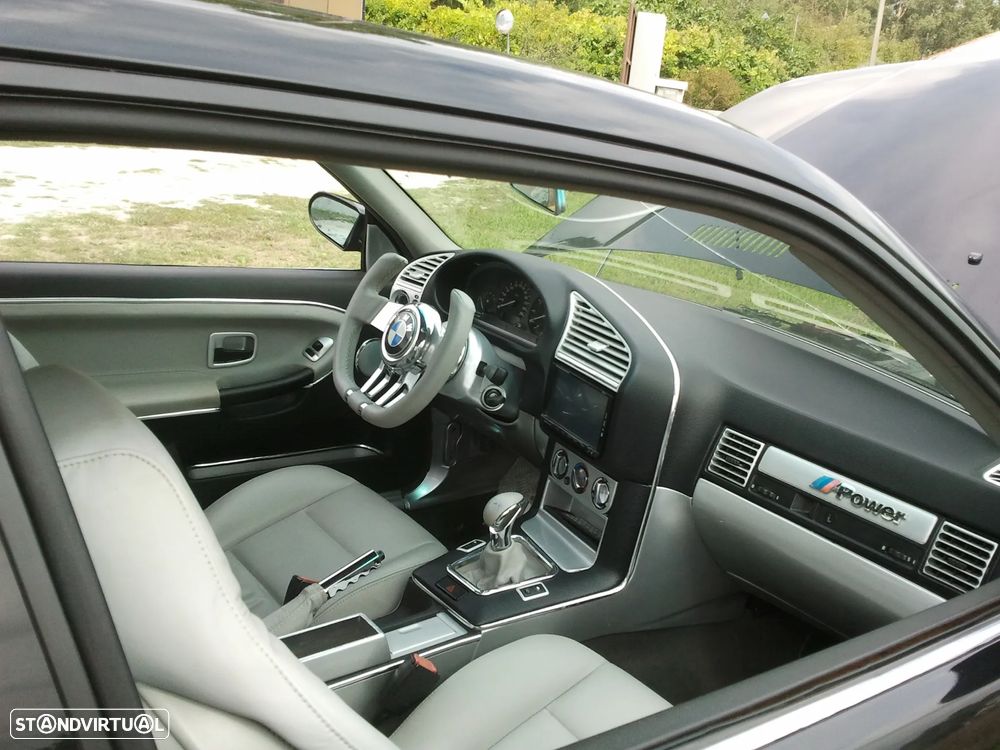 BMW 318 iS Coupé - 2