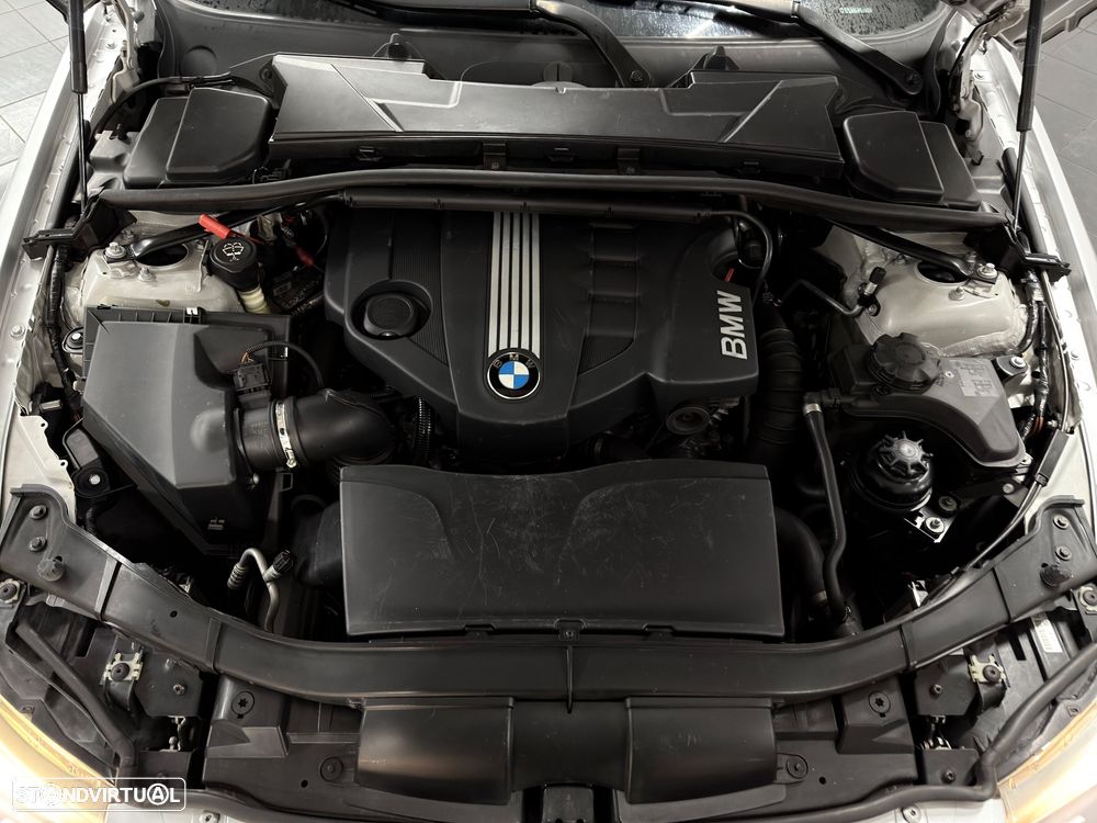 BMW 320 d Navi. Sport Auto - 24