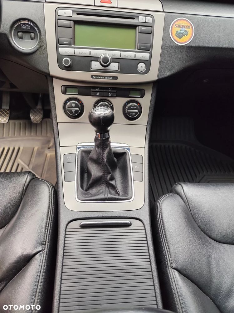 Volkswagen Passat 1.9 TDI Comfortline - 14