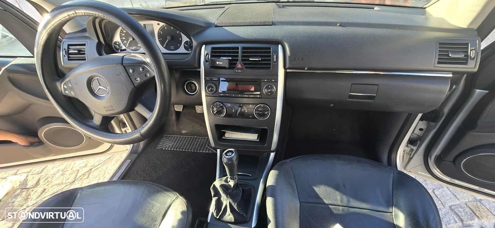 Mercedes-Benz B 150 - 5