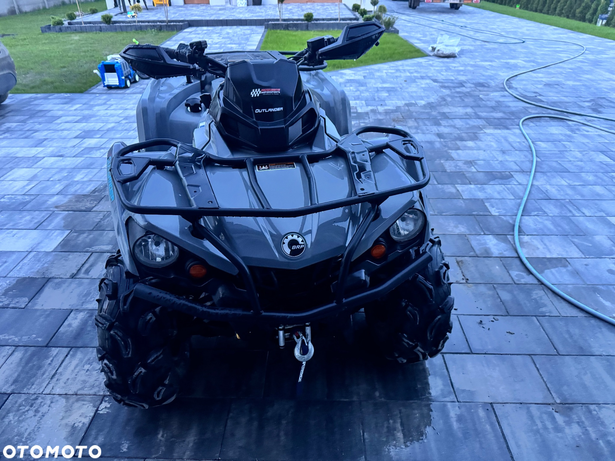 Can-Am Outlander - 4
