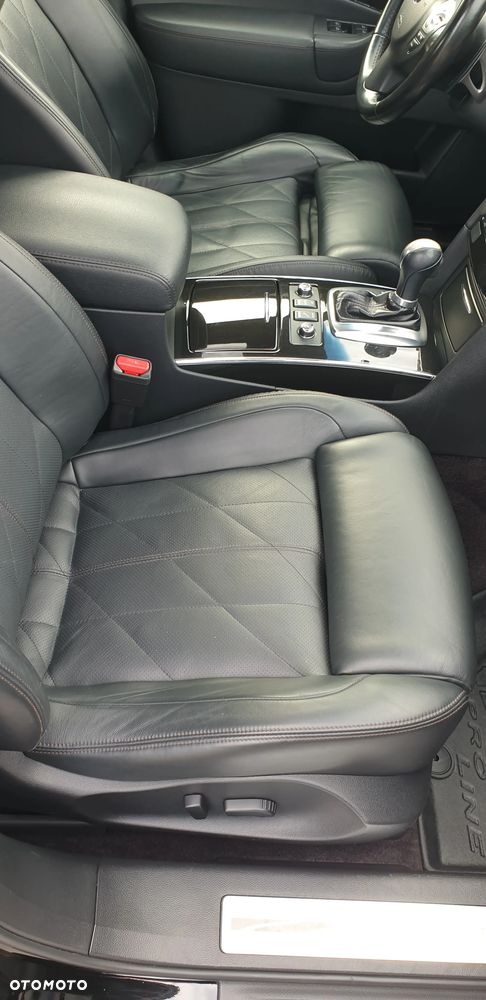 Infiniti QX70 3.7 AWD GT Premium - 24
