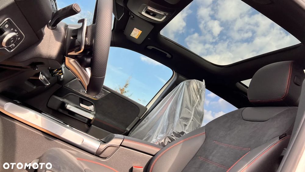 Mercedes-Benz GLB AMG 35 4-Matic - 10