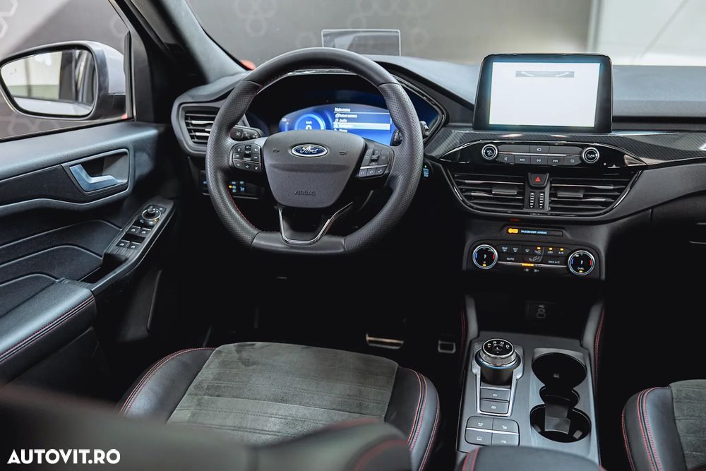 Ford Kuga 2.5 Duratec FHEV ST-LINE X - 11