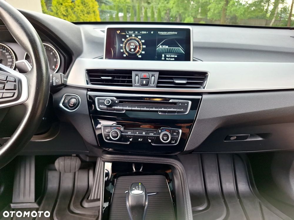 BMW X1 xDrive18d Sport Line - 9