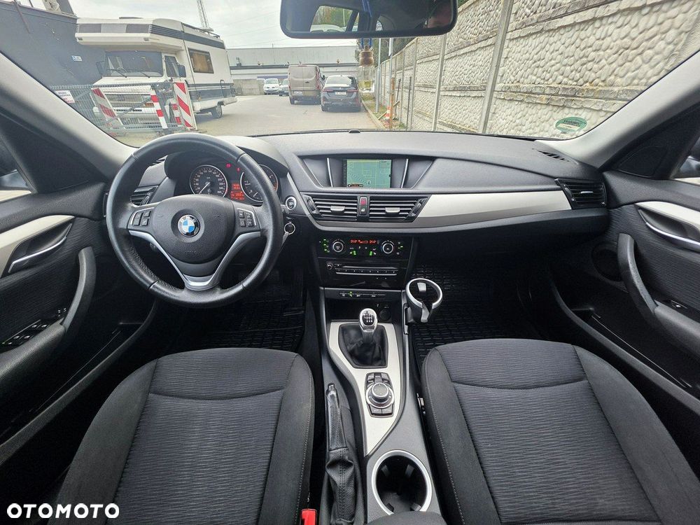 BMW X1 sDrive16d xLine - 14