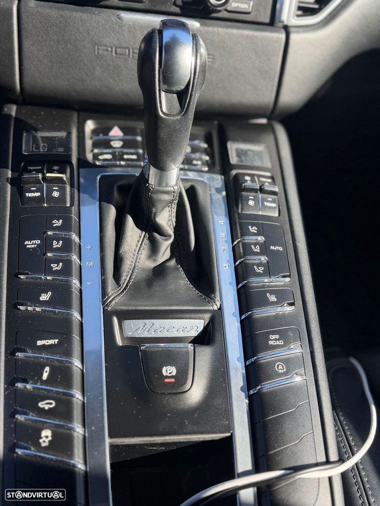 Porsche Macan S - 15