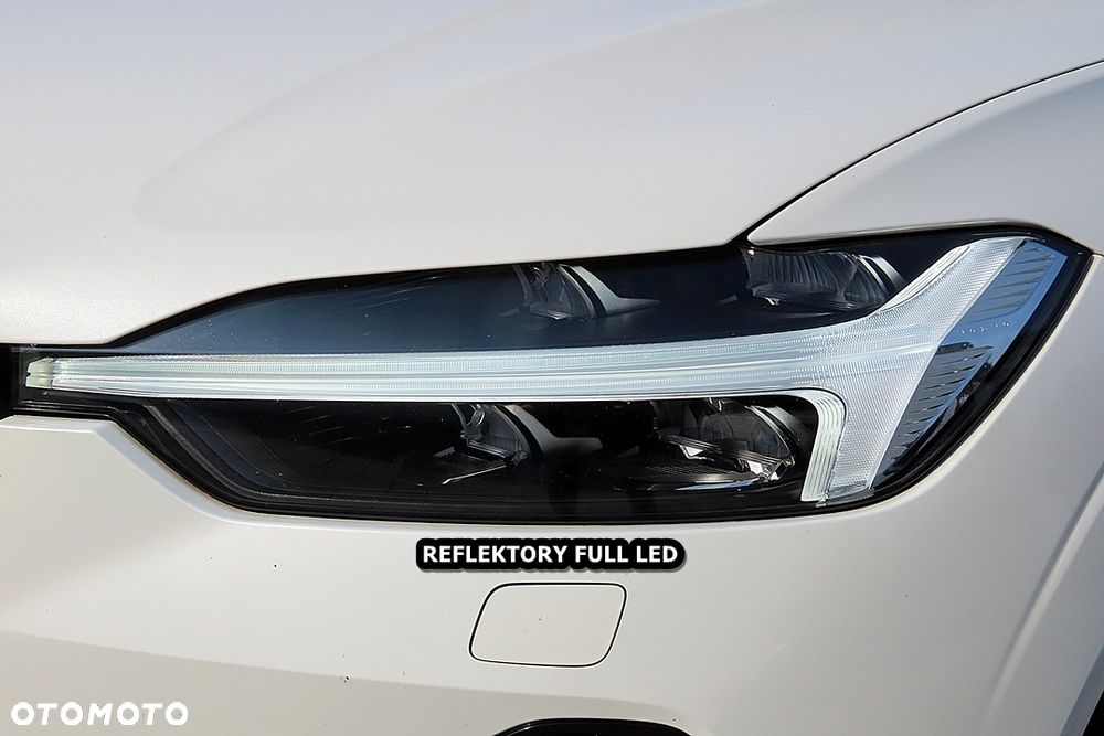 Volvo XC 60 B5 B AWD Ultimate Black Edition - 14