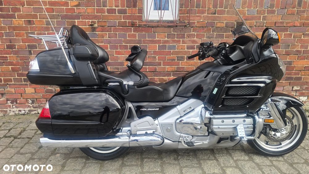 Honda GL - 28