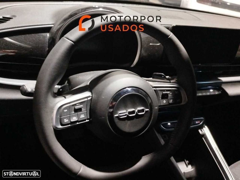 Fiat 600 1.2 Hybrid Icon - 12