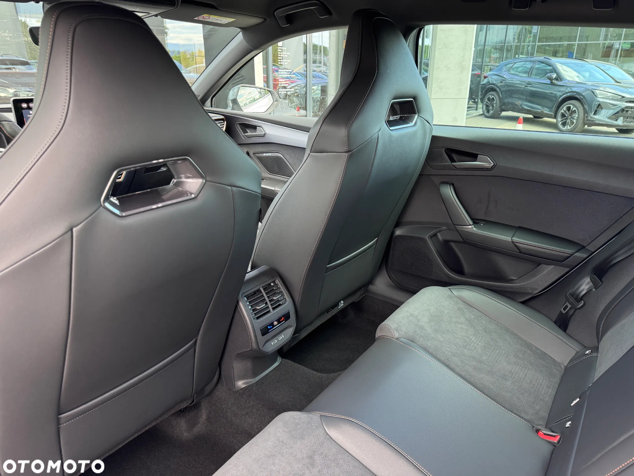 Cupra Leon Sportstourer - 11