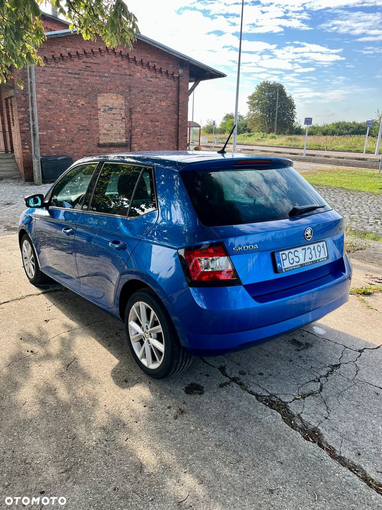 Skoda Fabia 1.2 TSI Monte Carlo - 5
